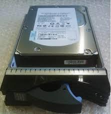 (NEW PARALLEL) IBM 81Y9915 900GB 10000RPM SAS 6GBPS 2.5INCH HOT SWAP HARD DRIVE WITH TRAY FOR IBM SYSTEM STORAGE DS3512 DS3524 DS3950S - C2 Computer