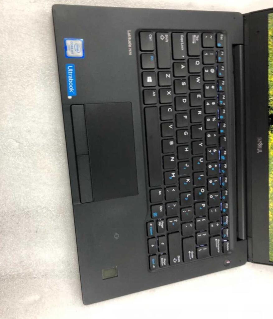 (USED) DELL Inspiron 7370 i5-8250U 4G 128G-SSD NA HD 620 13inch 1920x1080 影音娛樂本 90% - C2 Computer