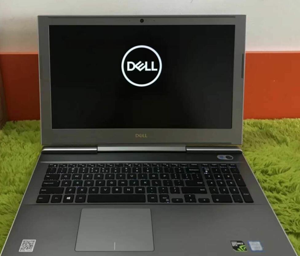 (USED) DELL Vostro 15 7000 (7570) i7-7700U 4G NA 500G GTX 1060 6G 15.6inch 1920x1080 Gaming Laptop 90% - C2 Computer